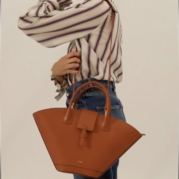 NWOT PARIS 64 Lumière Caramel Bag - Picture 1 of 12